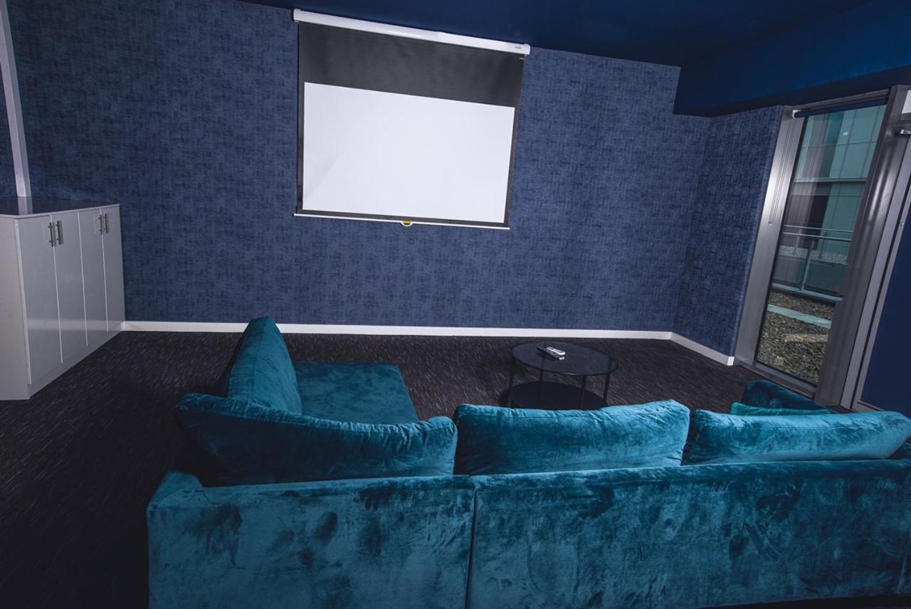 Hallsphere - Stunning Apartment Salford Quays Manchester Exterior foto